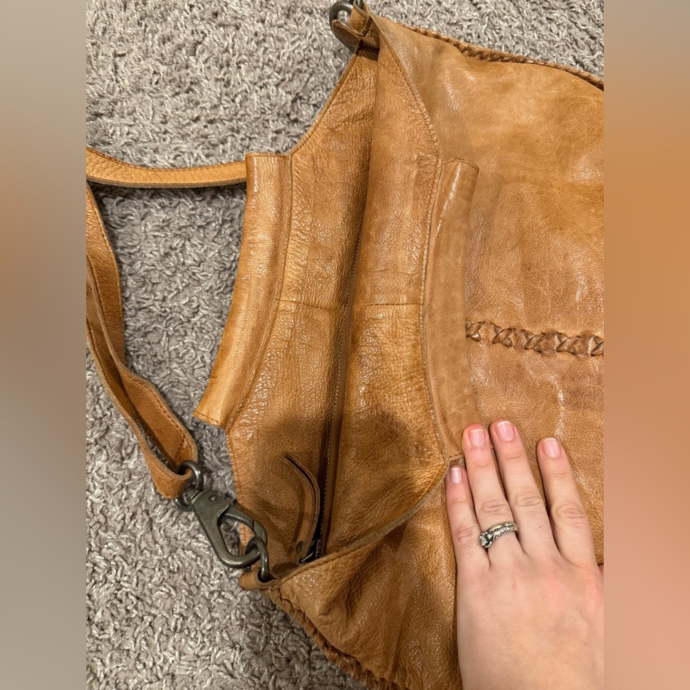 Latico Made in USA Genuine Leather  Crossbody Tote Bag - Picture 5 of 12
